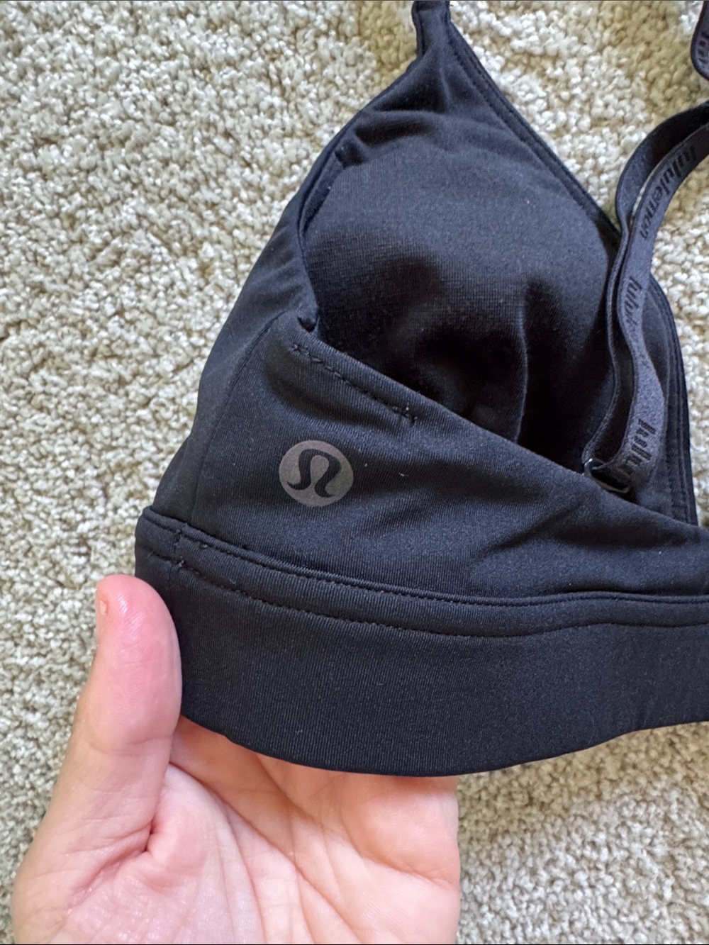 LULULEMON Black Vneck Logo Bra 6/S - Picture 4 of 5